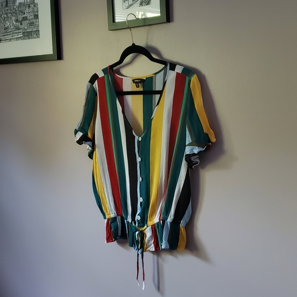 Express Lightweight Stretchy Top - Picture 2 of 6